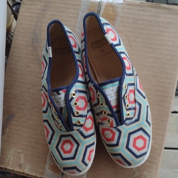 Keds Geometric Patterned Kate Spade Sneakers(Sz6) - Picture 1 of 3